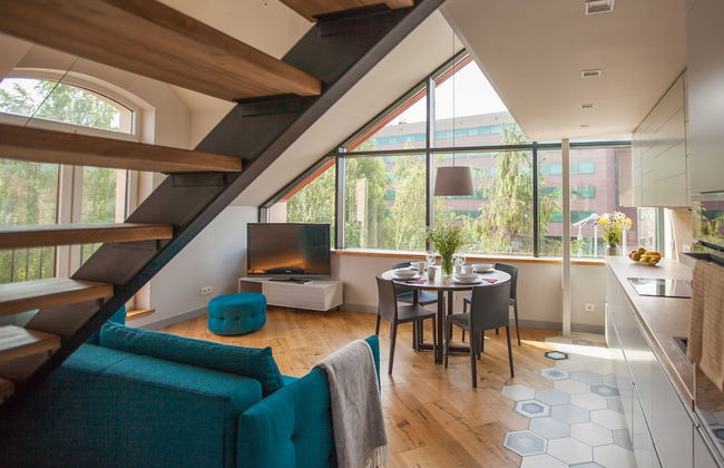 Penthouse in the City Center - Photo 4