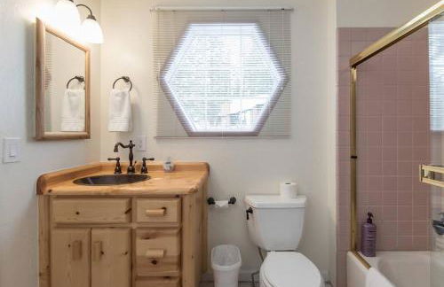 Tahoe Vista Home w/ Spa close to Northstar & Lake - Foto 27