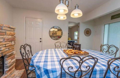 Close to Beach, Hot Tub, Pet Friendly, Firepit - Foto 24