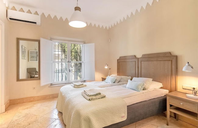 Super Villa Near Beach with Heated Pool - Foto 4