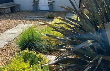 The Bolthole - Photo 13