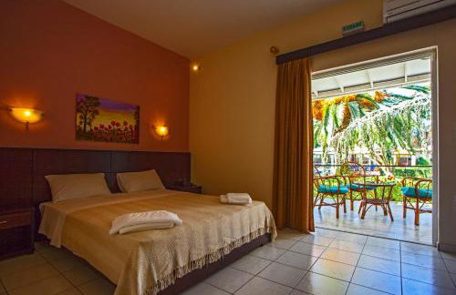 Hotel Kalamitsi Apartments - Photo 42