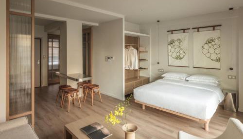 Kaoma Comfort Suites - Foto 2, wardrobe