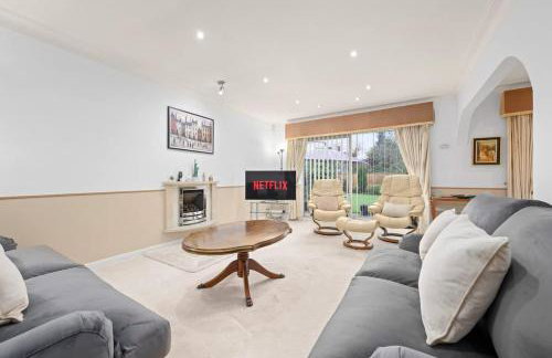 3 Bed Stunning Home in Hale - Foto 7