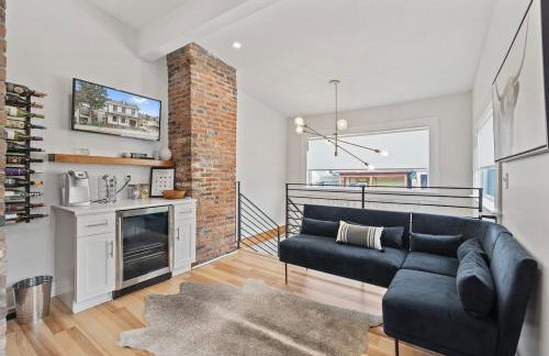 3BR Stylish Retreat, Minutes from Downtown Pittsburgh, Free 3-Car Parking - Foto 19