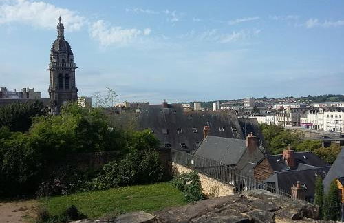 Petite Maison Romantique au calme, Cœur Historique, vue Ville et Jardin - Foto 32