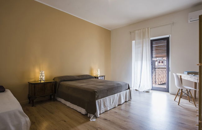 Zafferana Apartment with Balcony - Foto 5