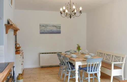 Elm Cottage - Photo 3