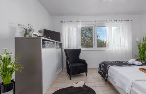 Villa Ivan ZadarVillas - Photo 19