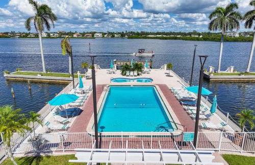 Palm Bay Club by Beachside Management - Photo 12