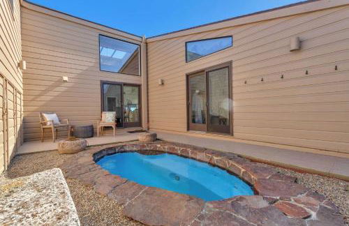 Expansive Ocean-View Retreat with Home Theatre & Spa - Foto 45