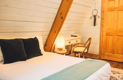 Big Mountain View! Downtown Gatlinburg Chalet Village! Hot Tub! Fan Favorite! AFrame Dreams! Magazine-Featured! Stunning Interiors! Little Green Cabin - Photo 6