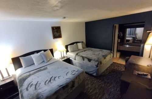 Hotel 2 Queen Beds Hotel Room 126 Wi-Fi Booking - Foto 1