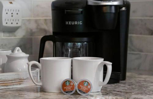 5BR 3.5BA Waterfront Boat, Dock and Kayaks, Lake McQueeney by Austin Vacay - Foto 9