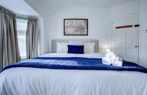 Spacious 4-Bed House in Welling - Free parking - Photo 41