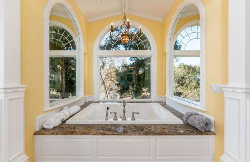 Yosemite Bass Lake VIEWS, 2 Homes, Games, Hot Tub - Foto 28