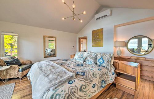 Mid-Century Cabin with Deck and Puget Sound Vistas! - Foto 12