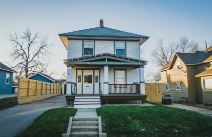 The Craftsman House - 3 min to DT & Falls Park - Foto 1