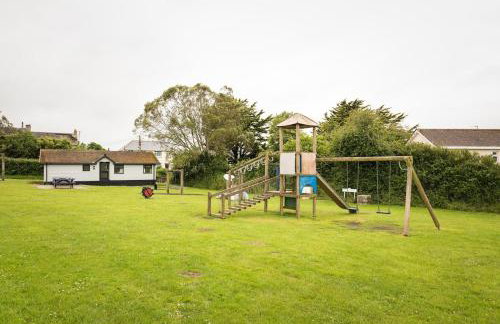 Spacious 3 Bed Cottage Near Beaches - Foto 33