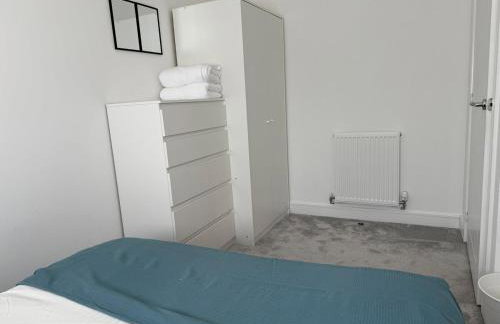 Strikingly Stylish Exeter Retreat - Modern 3-Bed - Foto 9