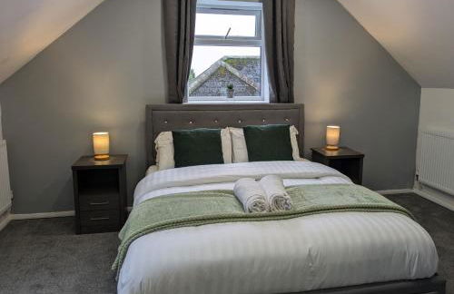 Tempting Telford 4 bed house - Photo 6