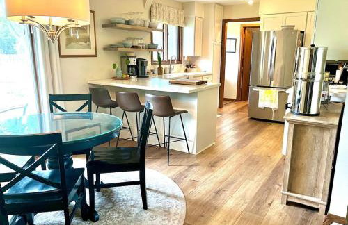 Sunlit Maple Inn-Rest Awaits You - Foto 29