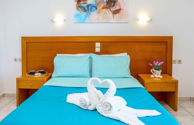 Villa Mitzelos - Photo 2