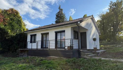 Le Balcon petit extérieur Idéal familles & couples à 10 min Disneyland Paris avec lit Queen size & parking privé - Foto 1