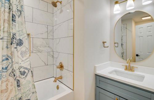 Walk to Surfside Beach Poolside Oasis - Foto 10