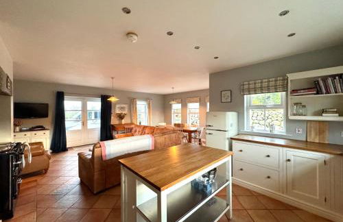 Holly Tree Cottage - Photo 21