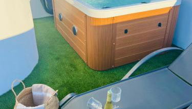 Emerald Suite Plaza - Photo 2