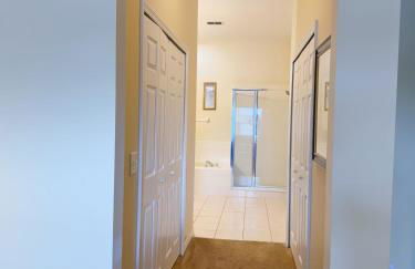 Luxury Family Villa with Pool Near Disney Parks - Foto 27