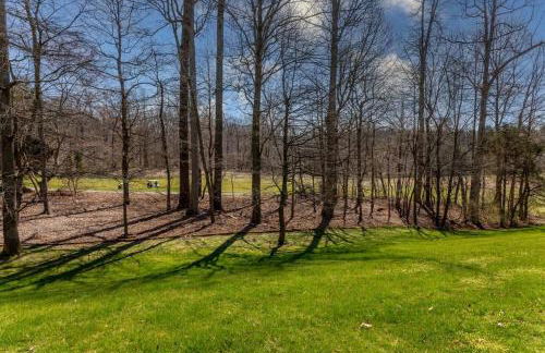 Luxurious Private Basement Suite in Ashton - Photo 31