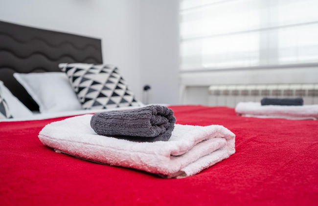 Bright 1bdr Apartment in the City Center - Foto 9