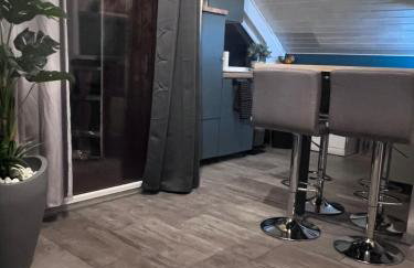 Modern attic apartment with pool view AC and gym - Foto 46