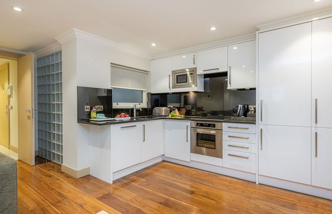 Claverley Court - Photo 75