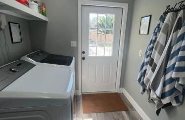 Kid-friendly Home w Pool & BBQ - Photo 6