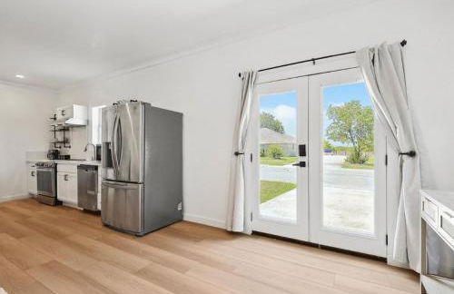 Peaceful 2BR 1BA Holiday Guest House with Hot Tub - Foto 13