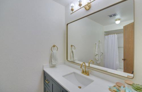 Mtn View Granby Condo with In-Unit Hot Tub! - Foto 17