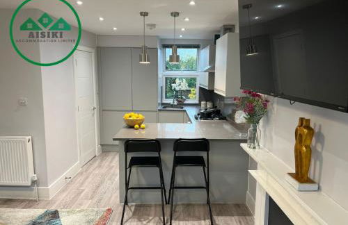 Aisiki Apartments at Stanhope Road, North Finchley, Airconditioned Multiple 2 or 3-Bedroom, Pet Friendly Duplex Flats, King or Twin Beds with Free WiFi - Foto 50