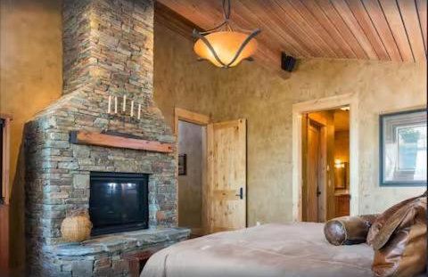 Luxury Home with Stunning 4 Peak Views - Foto 12