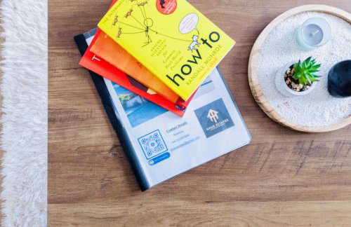 Cozy 3-Bed Retreat Near Manchester Airport Ideal for Families & Groups - Foto 5