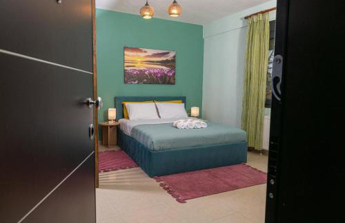 Central & Riverfront Room 2 - Photo 5