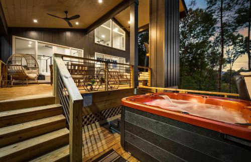 Sapphire Skies - Photo 5