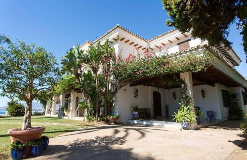 Andalusian villa on the sea and the bay of Malaga - Photo 65