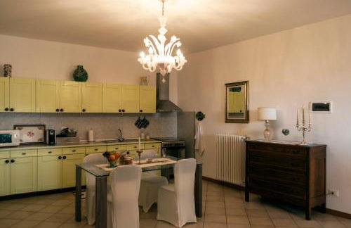 CASA DEL SOLE APPARTAMENTO N° 2 WHITE AND GOLD ROOM - Foto 11