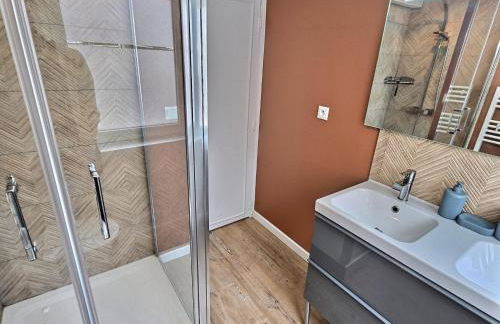 Maisonette Cozy, Neuf, Centre-ville, Wifi - Foto 10