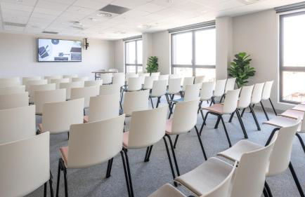 Sevenline Aparthotel Purpan Toulouse - Photo 45