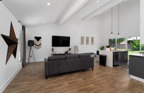 The Gateway - 6BED W Two Houses GameRoom & Pool - Photo 118