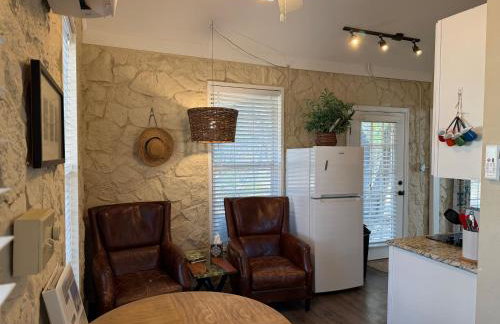 Hilltop Bunkhouse, Historic Silver Spur Dance Hall - Foto 12